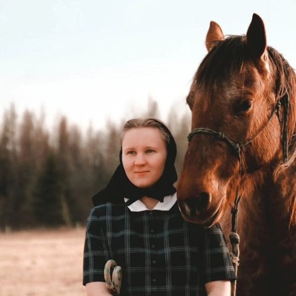 Meet your Posher, Kendra